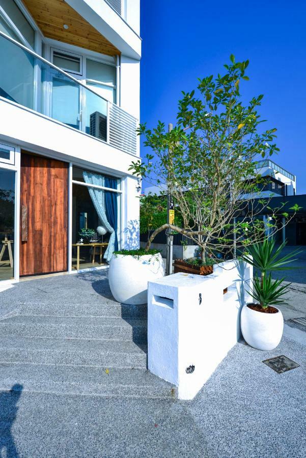 Admiring Island Apartment ไถหนาน ภายนอก รูปภาพ
