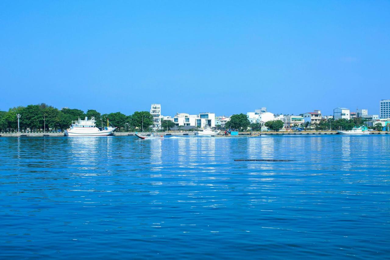 Admiring Island Apartment ไถหนาน ภายนอก รูปภาพ