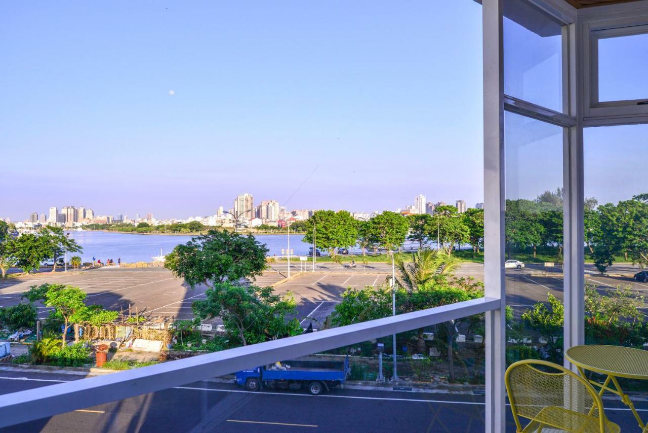 Admiring Island Apartment ไถหนาน ภายนอก รูปภาพ